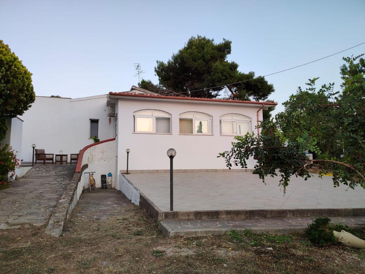 Filoxenia Di Umberto Guest House ซัสซารี ภายนอก รูปภาพ