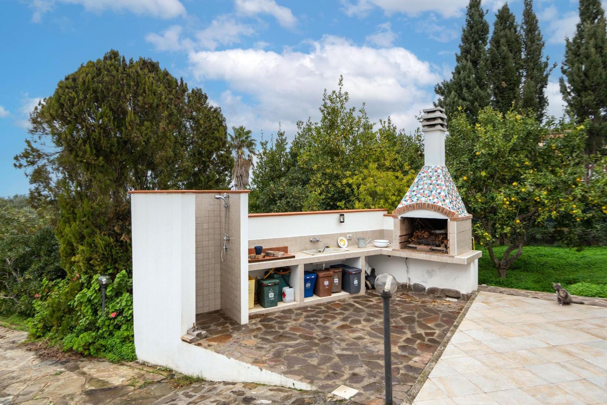 Filoxenia Di Umberto Guest House ซัสซารี ภายนอก รูปภาพ