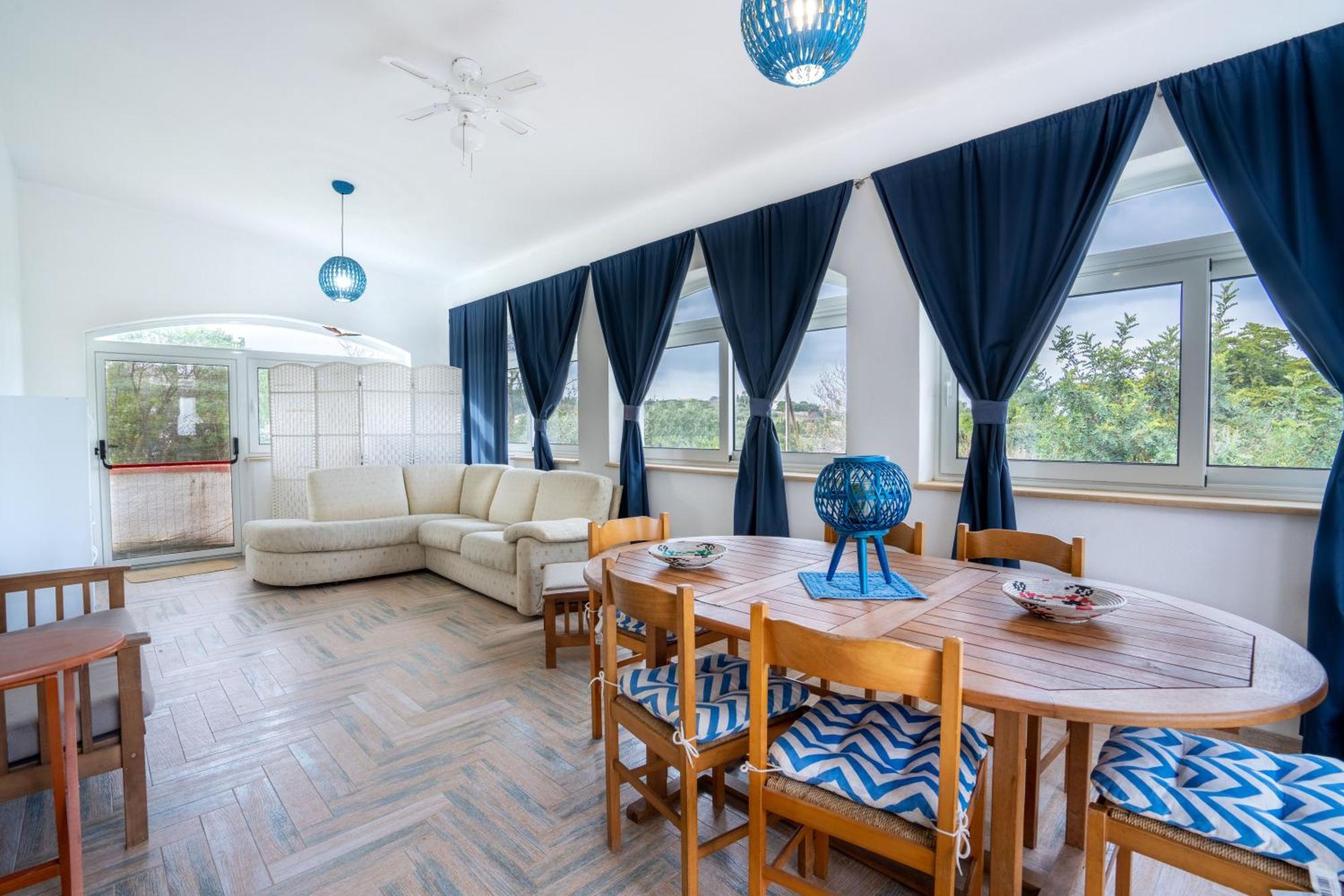 Filoxenia Di Umberto Guest House ซัสซารี ภายนอก รูปภาพ
